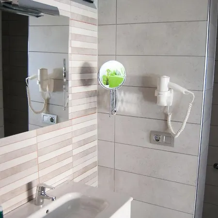 Yaizasol Premium (adults Only) *